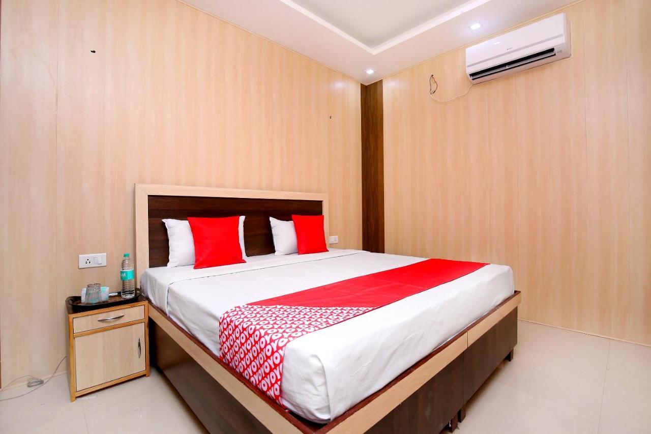 Oyo Flagship Armaan Resort Shāhpur Eksteriør billede