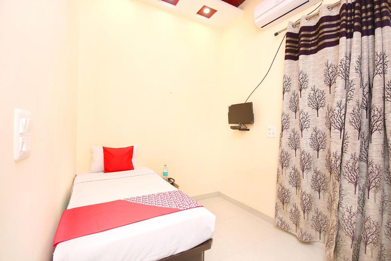 Oyo Flagship Armaan Resort Shāhpur Eksteriør billede